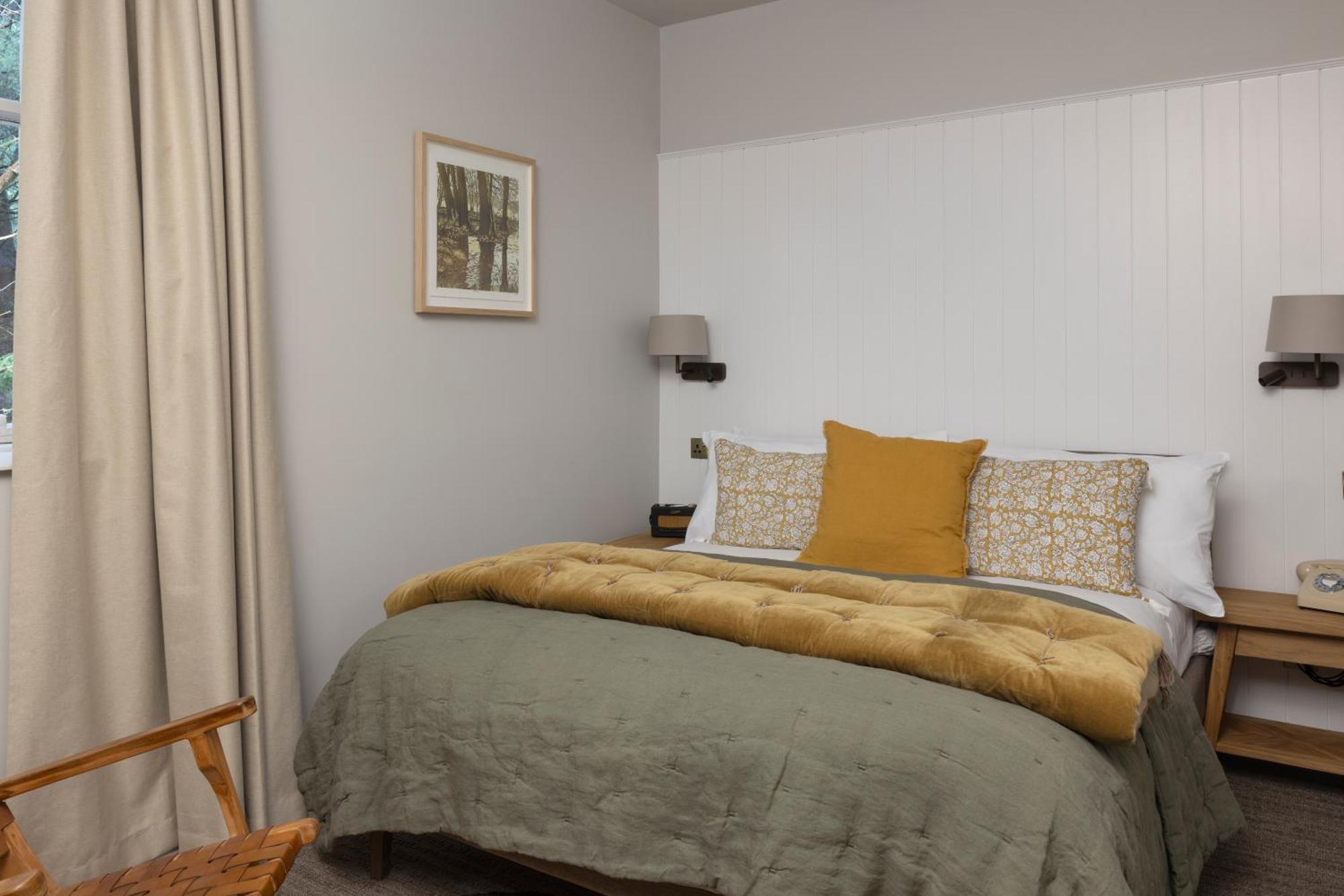 Pine Trees Hotel Питлохри Екстериор снимка