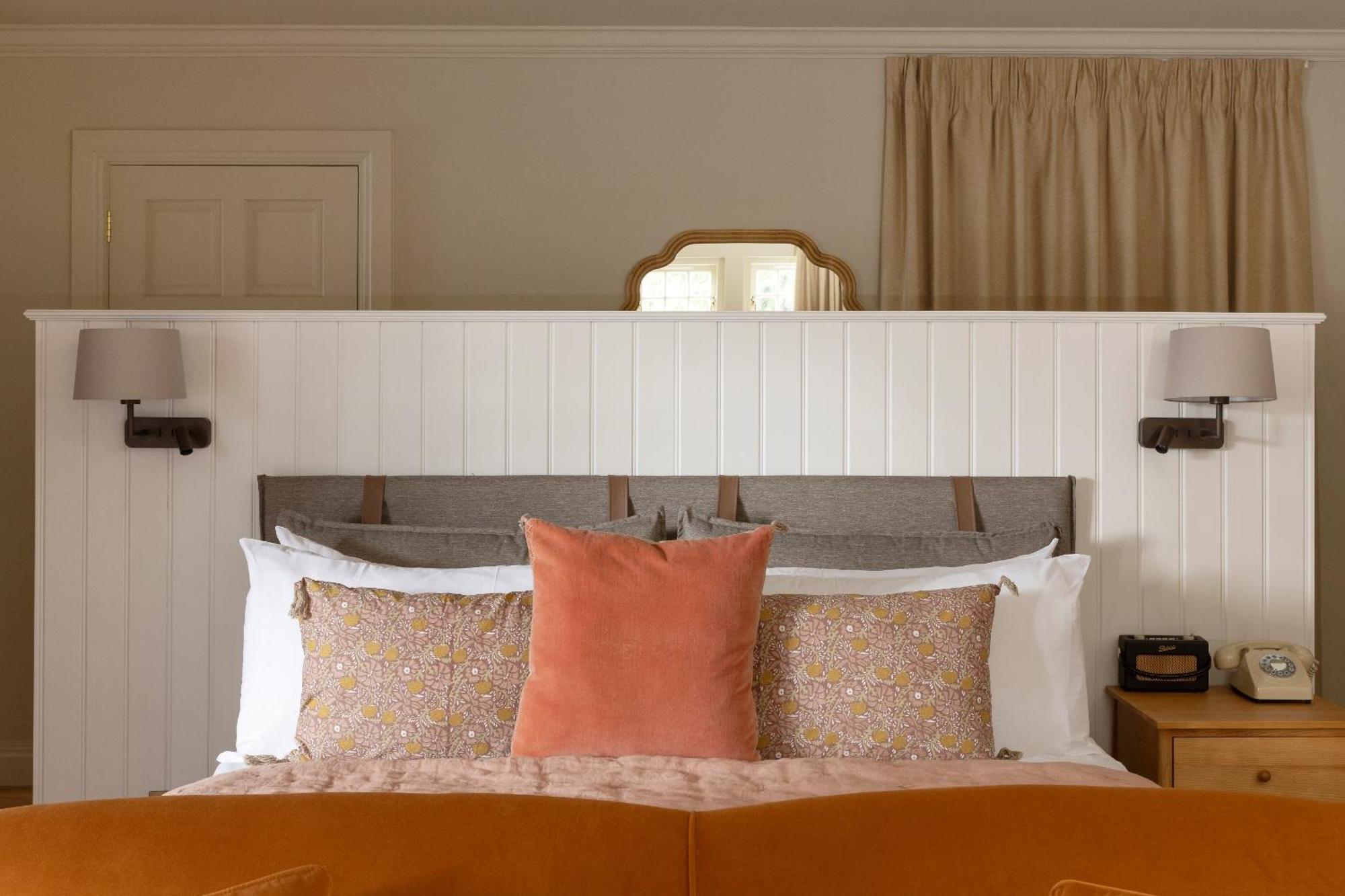 Pine Trees Hotel Питлохри Екстериор снимка