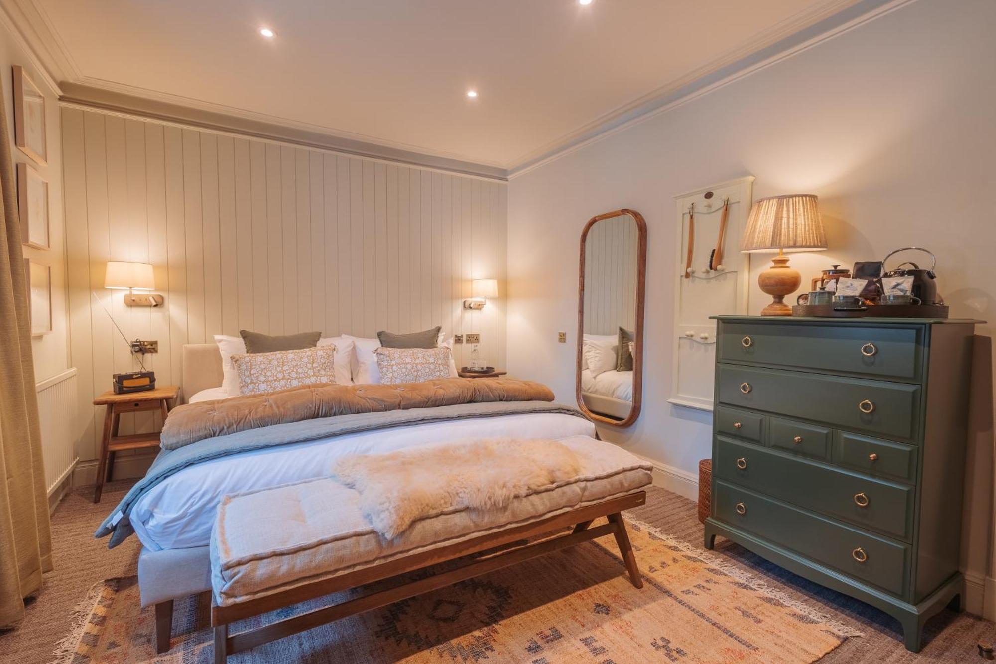 Pine Trees Hotel Питлохри Екстериор снимка