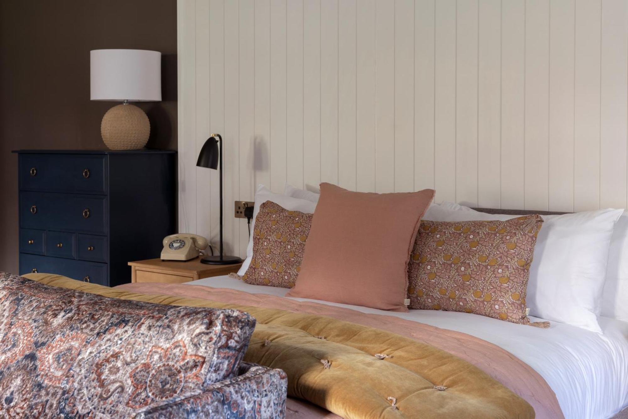 Pine Trees Hotel Питлохри Екстериор снимка