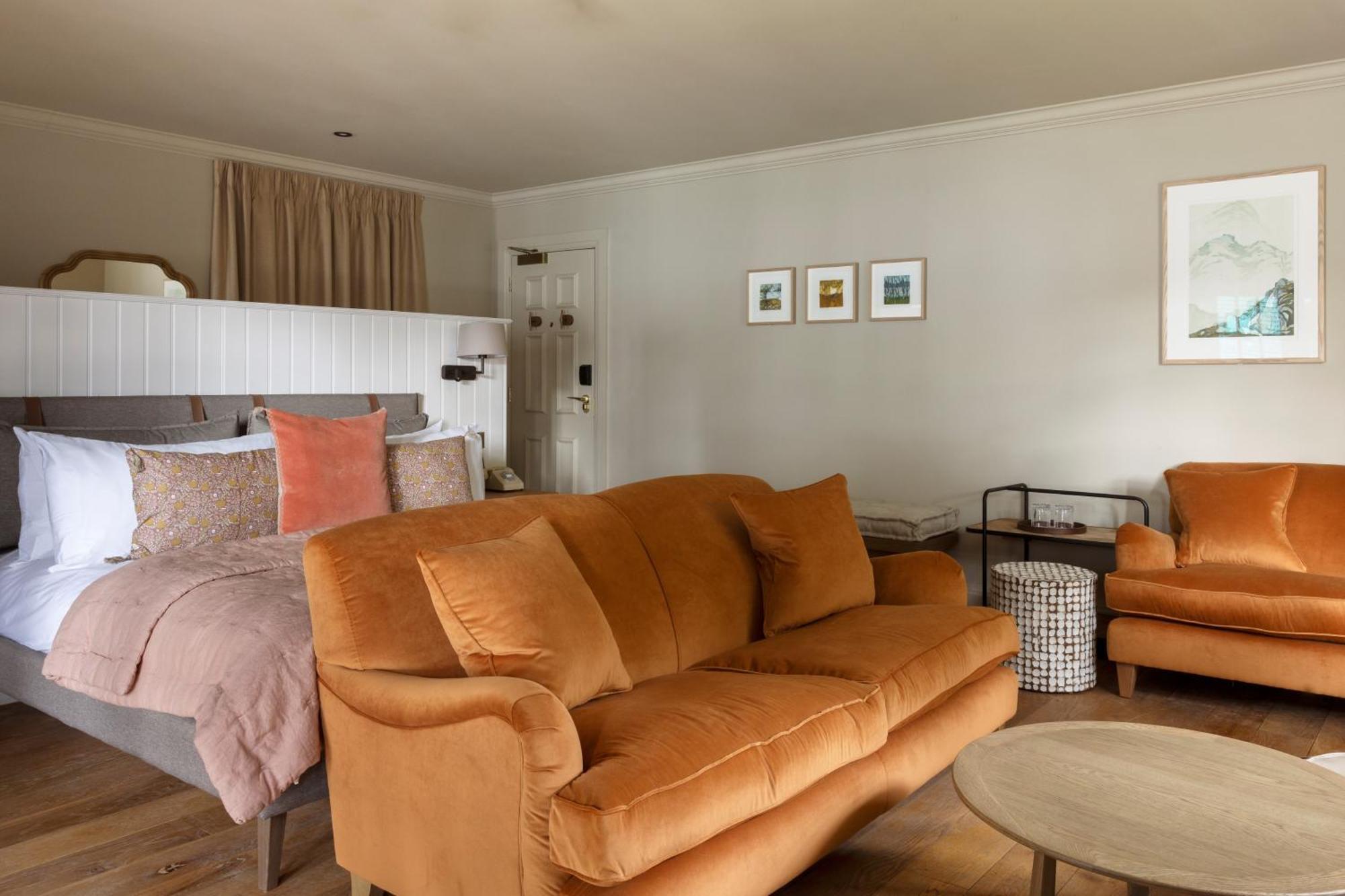 Pine Trees Hotel Питлохри Екстериор снимка