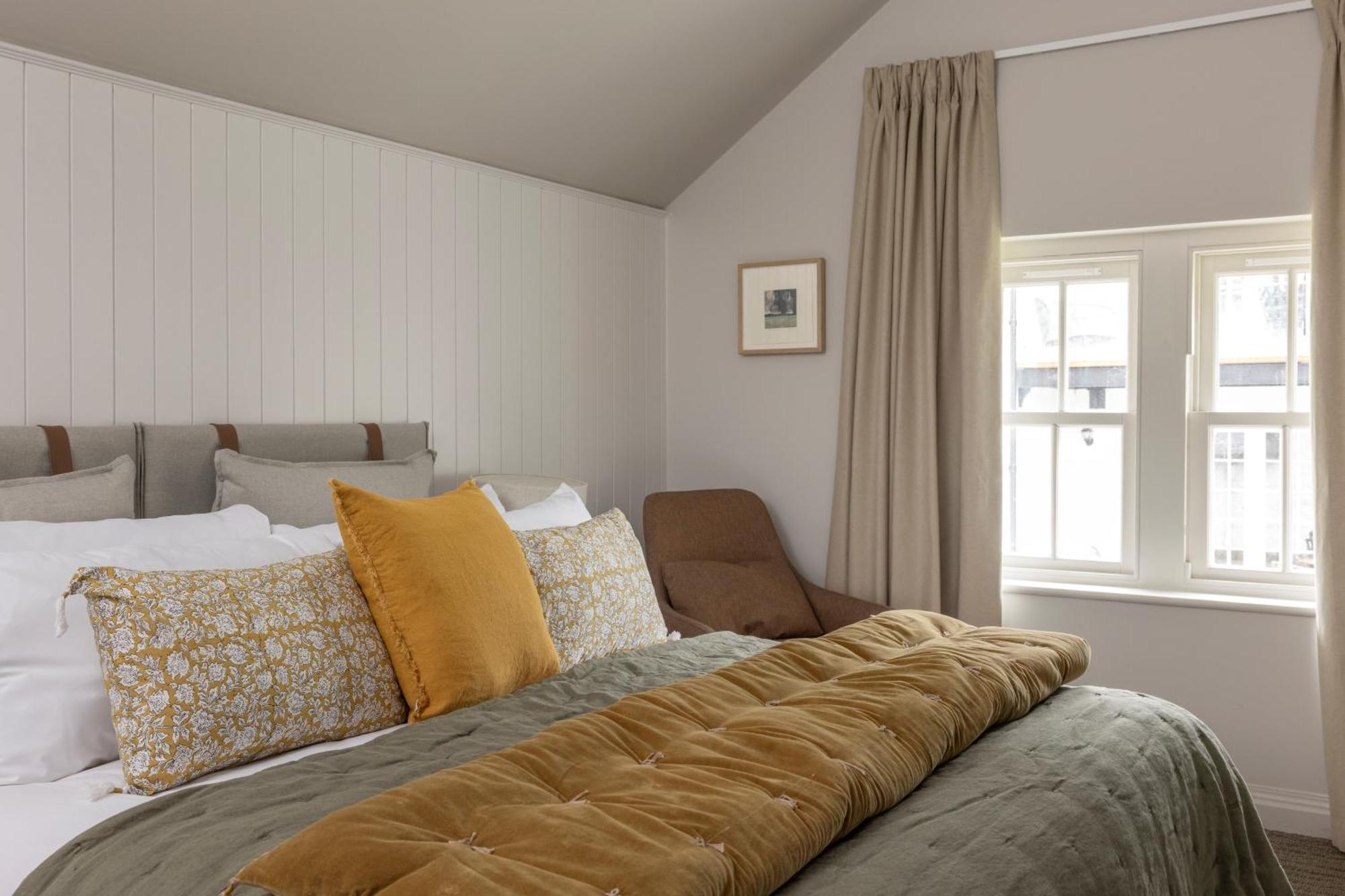 Pine Trees Hotel Питлохри Екстериор снимка